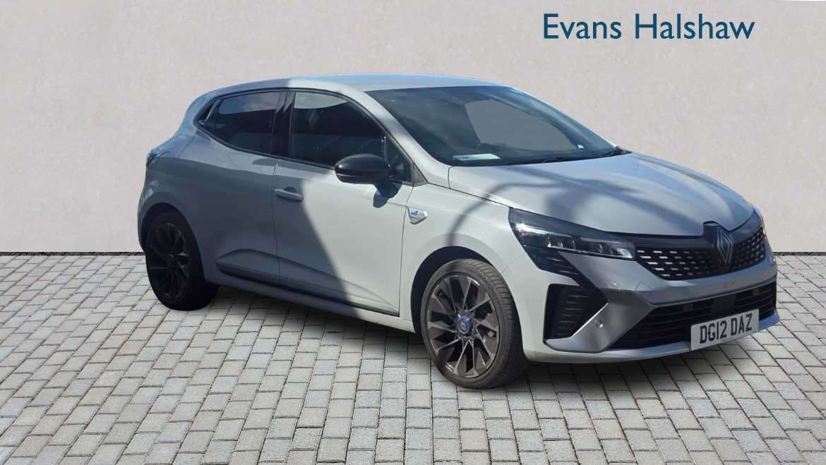 Main listing image - Renault Clio