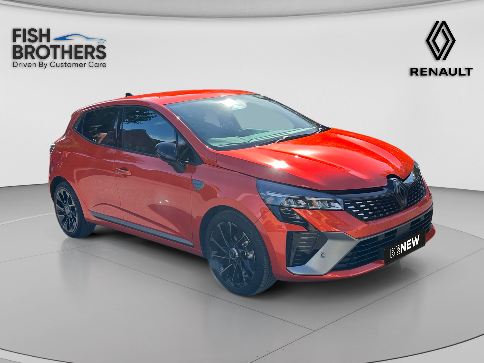 Main listing image - Renault Clio