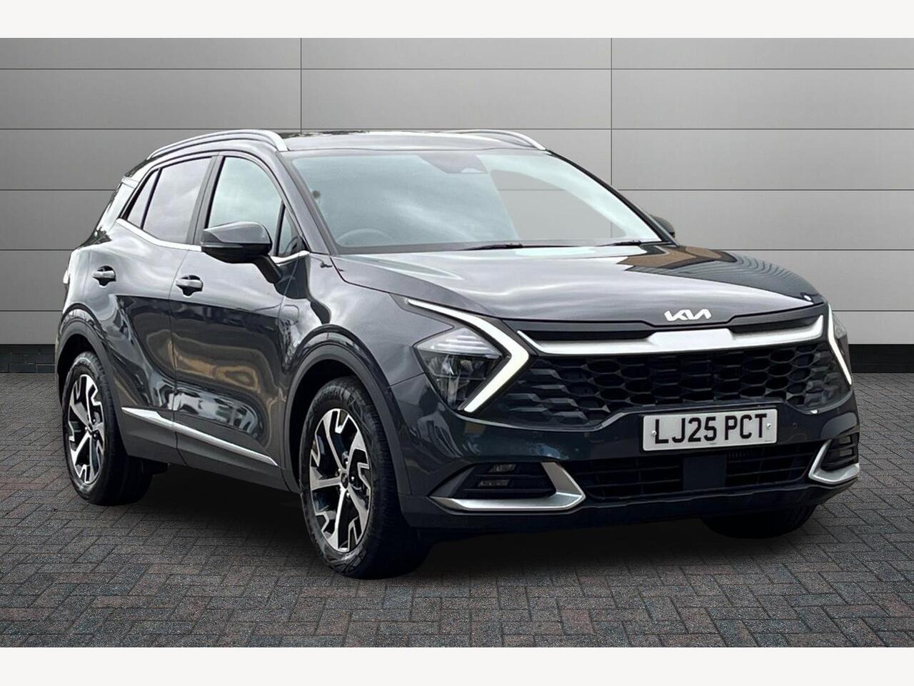 Main listing image - Kia Sportage