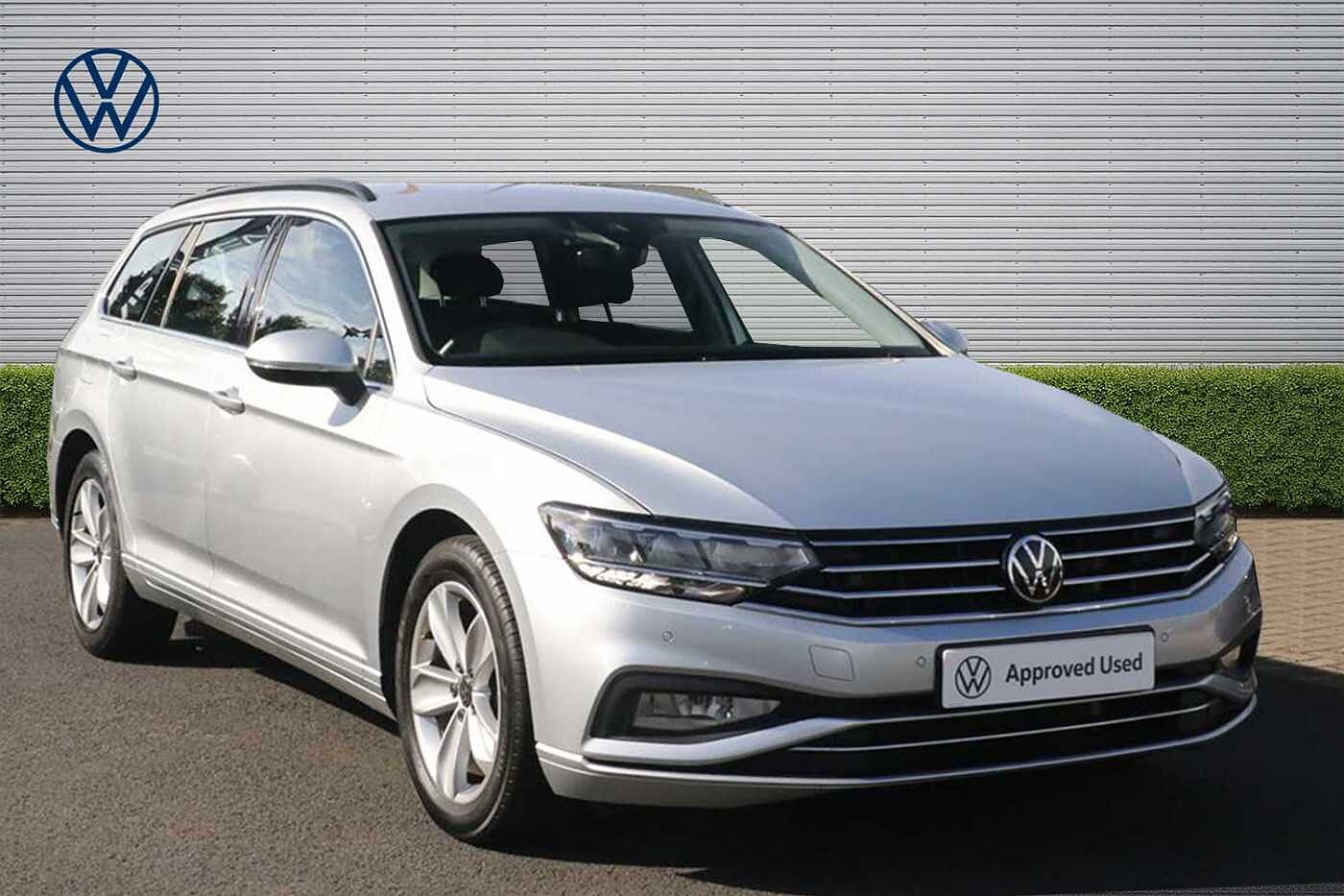 Main listing image - Volkswagen Passat