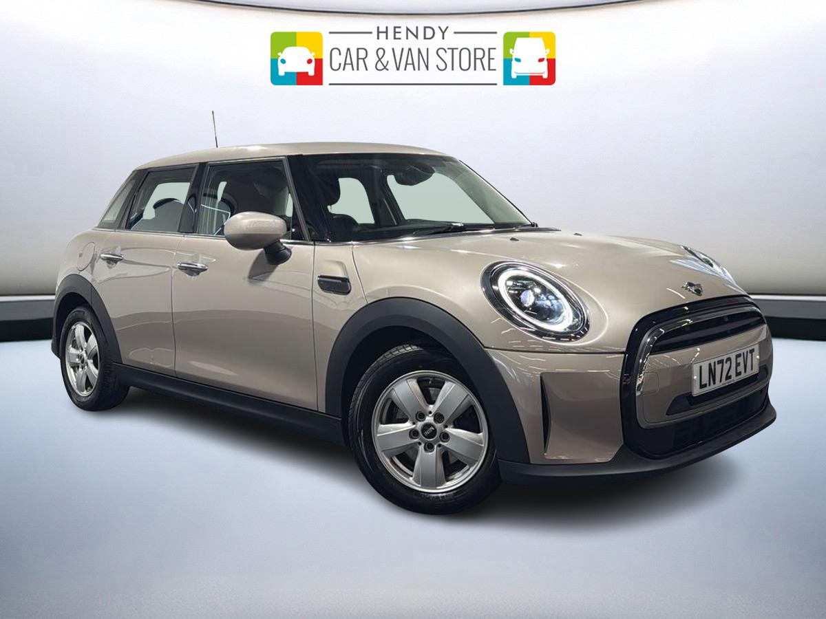 Main listing image - MINI Hatchback 5dr