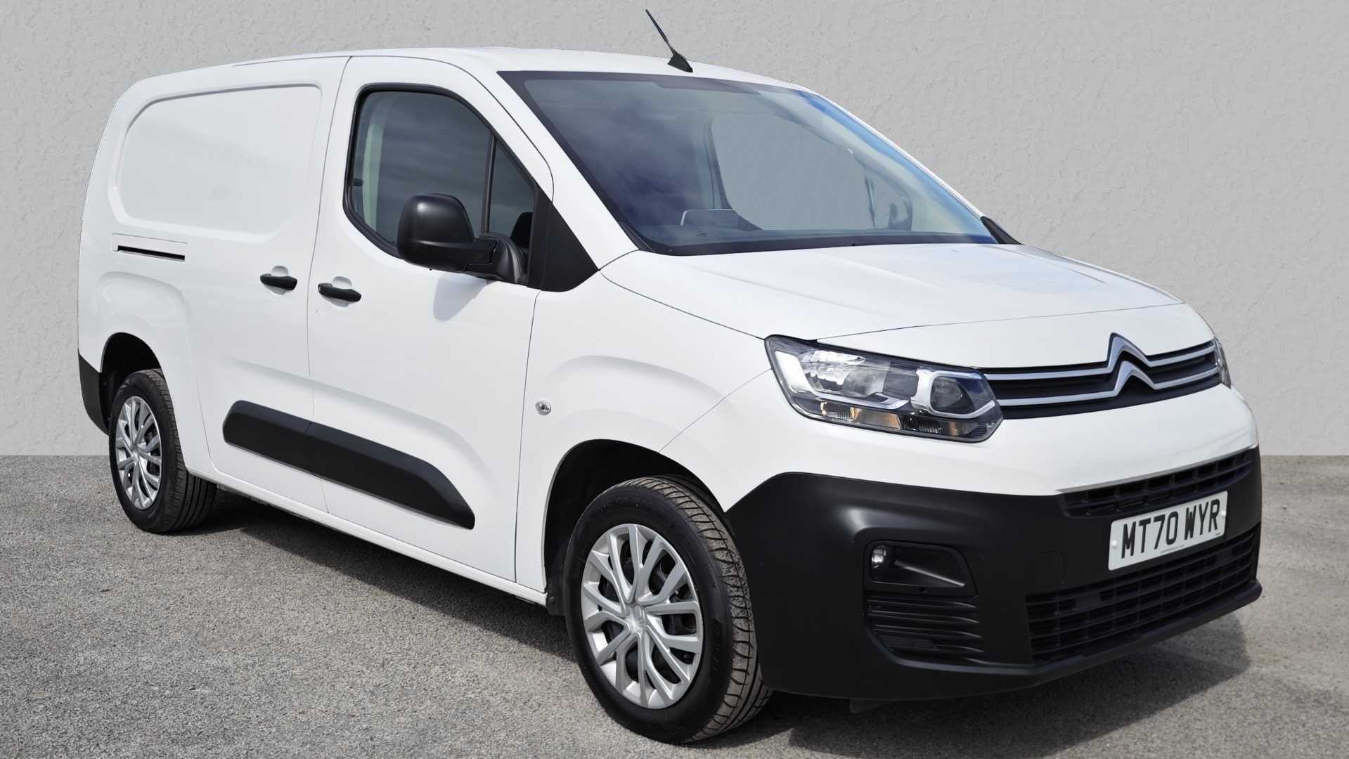 Main listing image - Citroen Berlingo Van