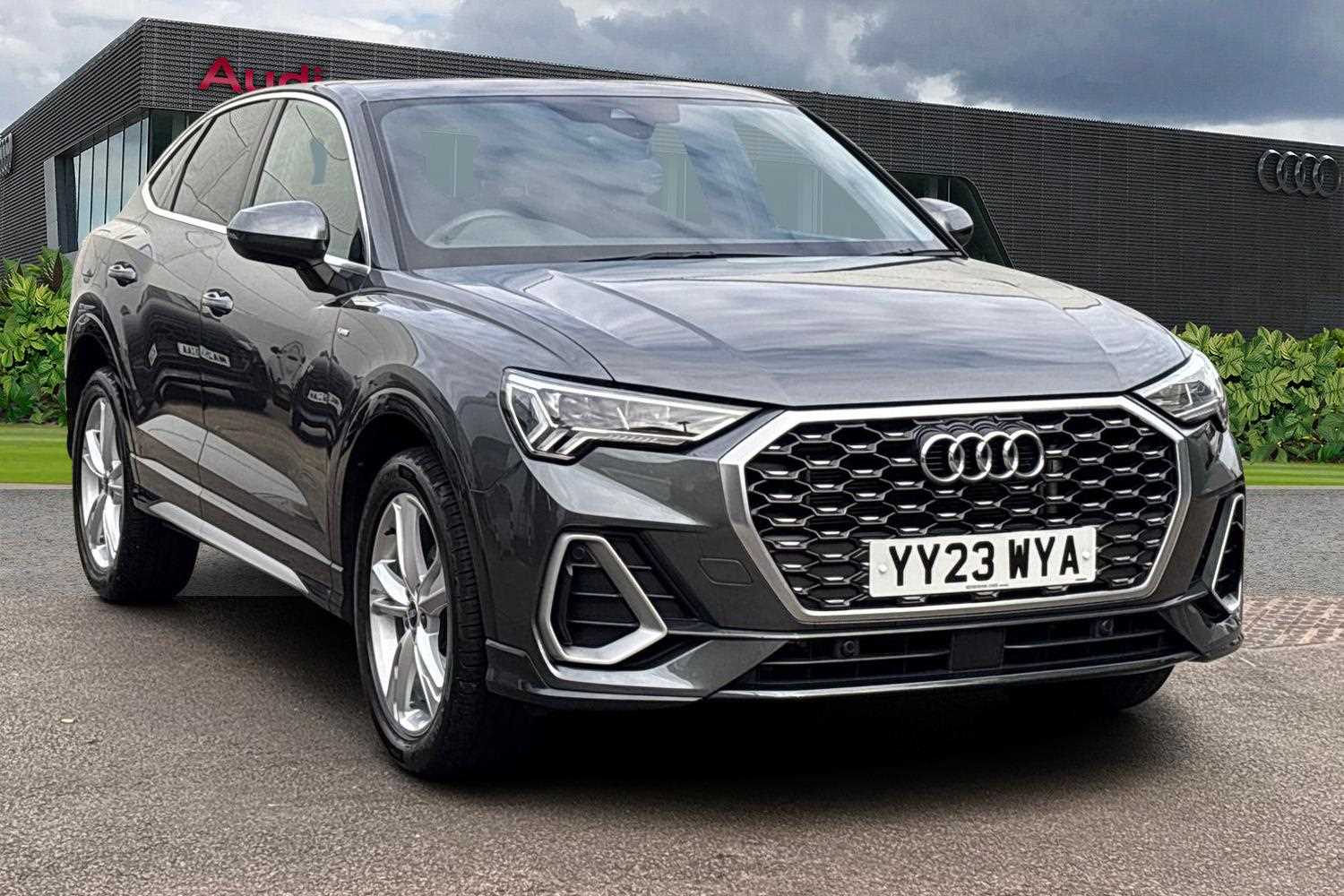 Main listing image - Audi Q3