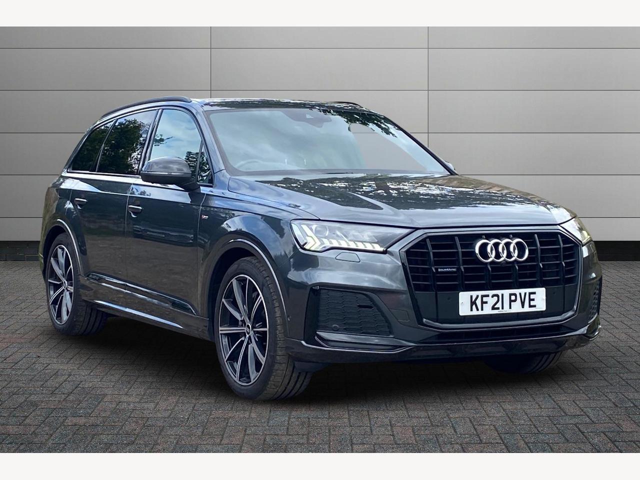 Main listing image - Audi Q7