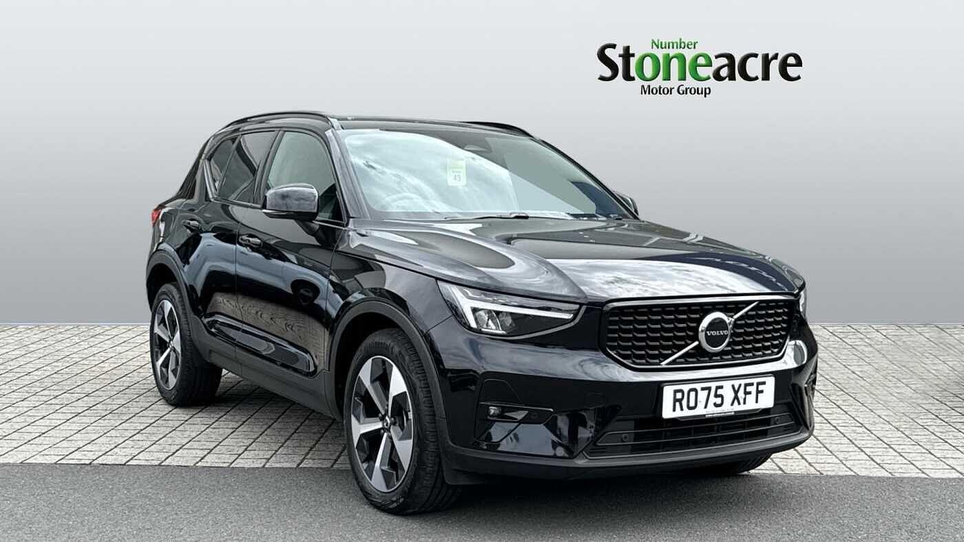 Main listing image - Volvo XC40