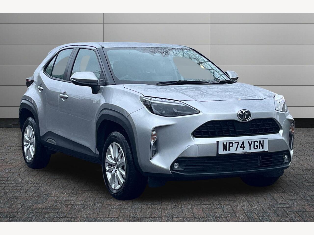 Main listing image - Toyota Yaris Cross