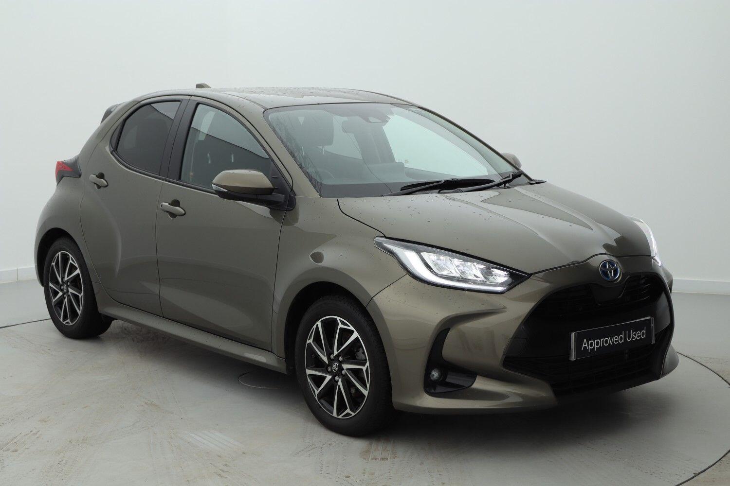 Main listing image - Toyota Yaris