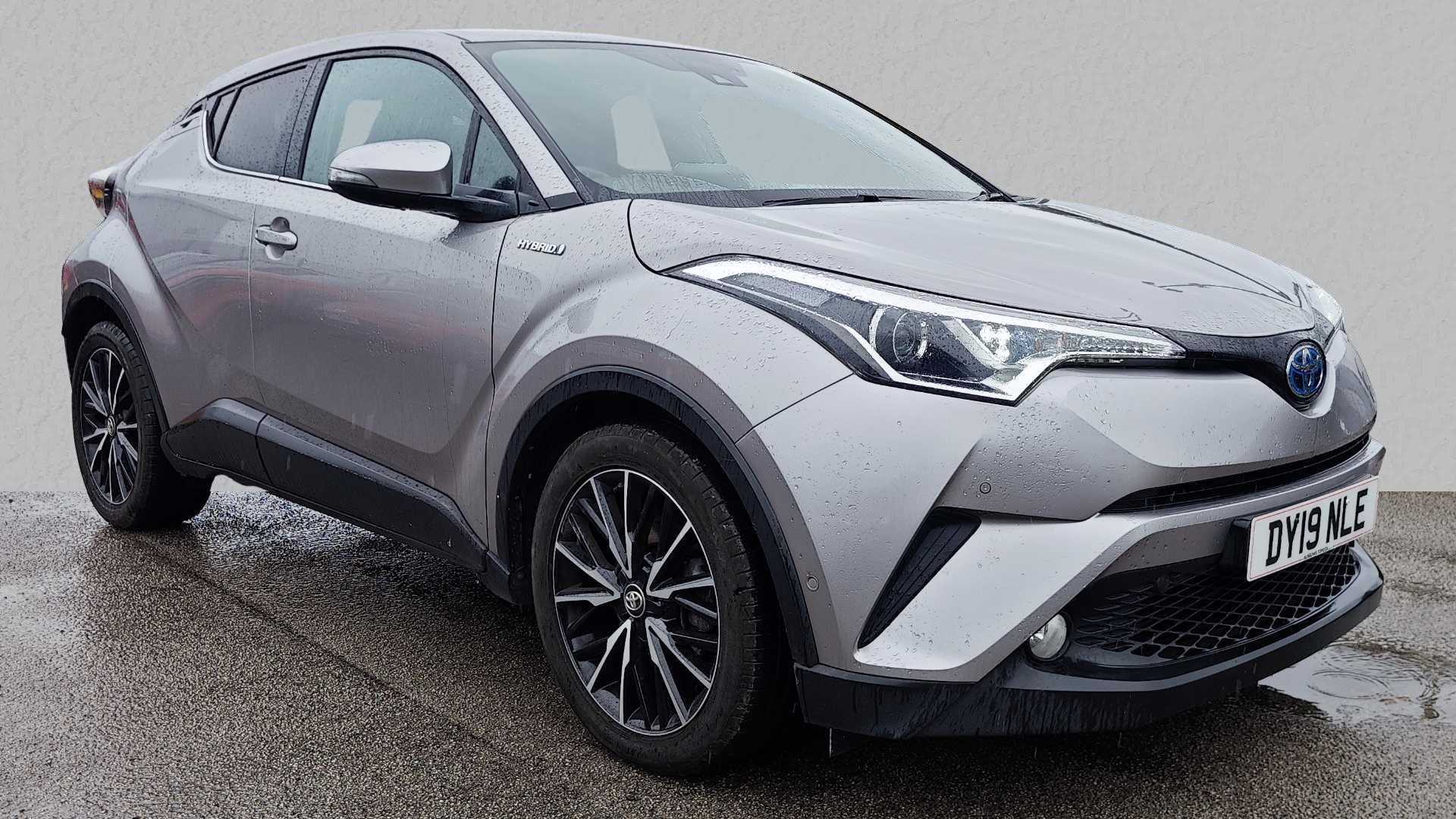 Main listing image - Toyota C-HR