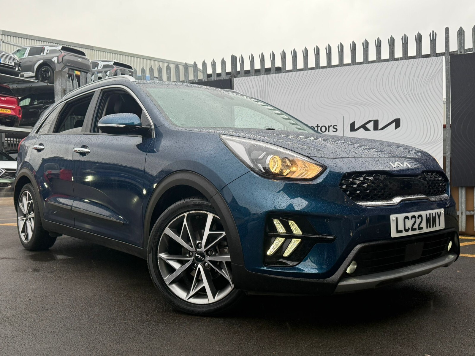 Main listing image - Kia Niro