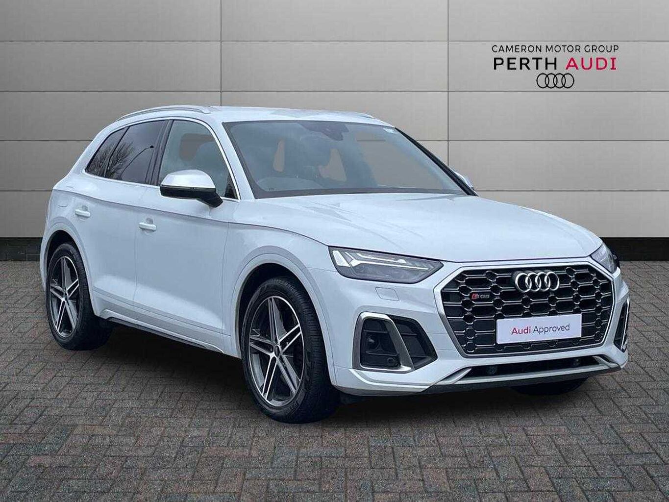 Main listing image - Audi RS4