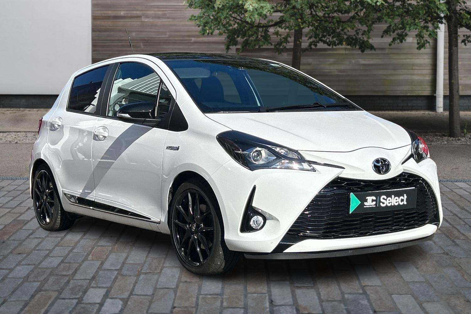 Main listing image - Toyota Yaris