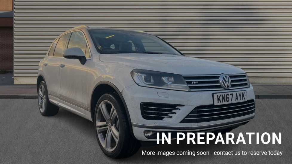 Main listing image - Volkswagen Touareg