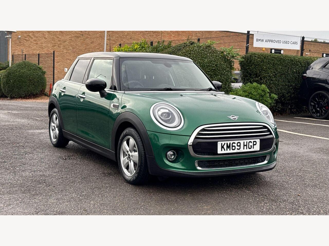 Main listing image - MINI Hatchback