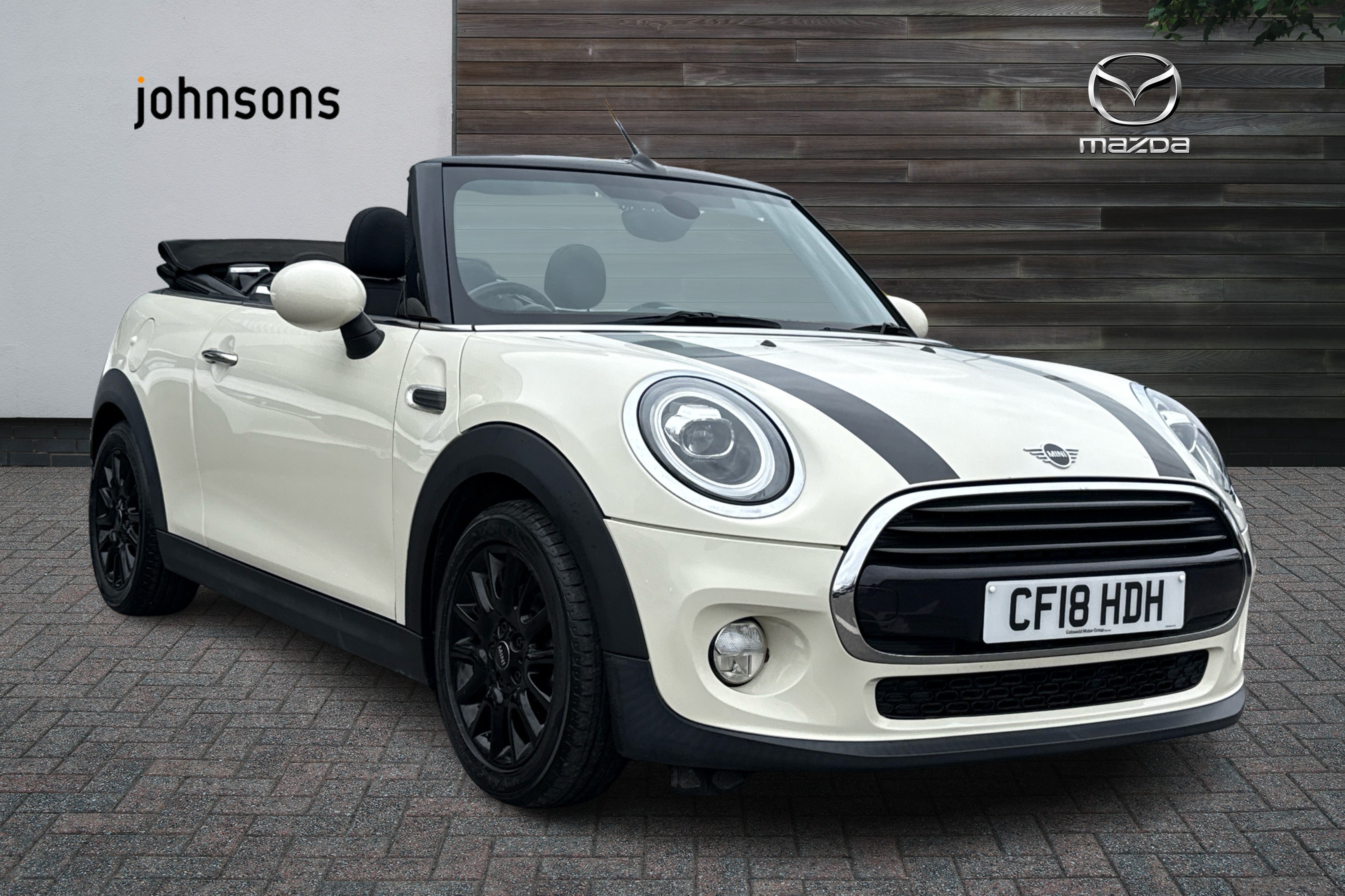 Main listing image - MINI Convertible