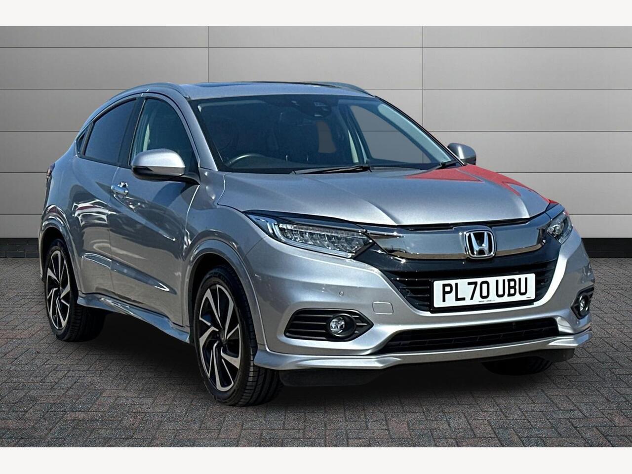 Main listing image - Honda HR-V