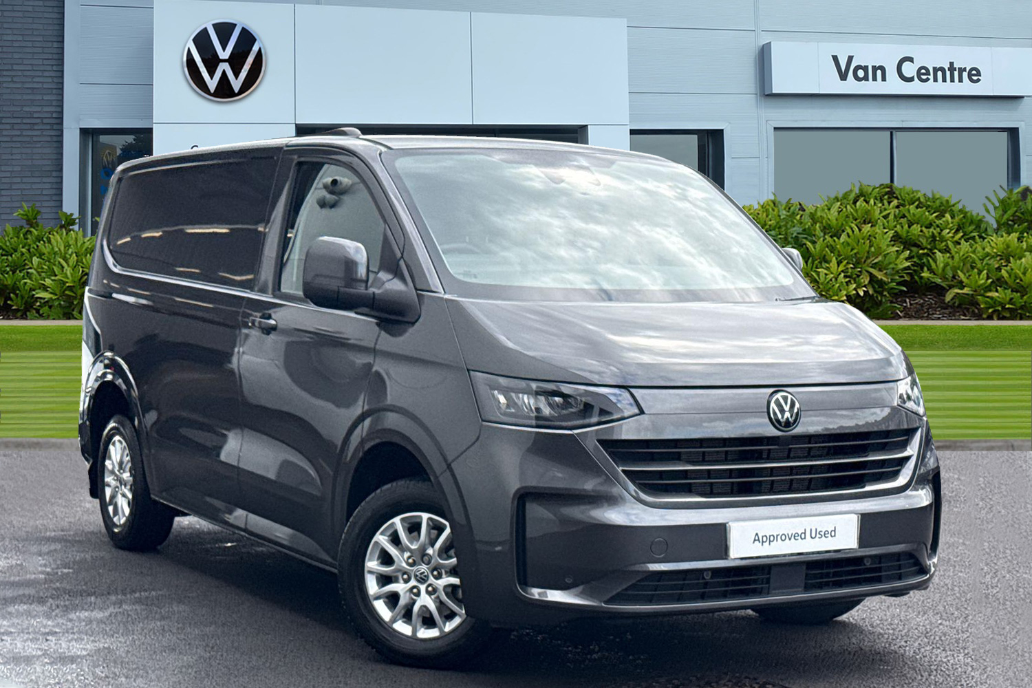 Main listing image - Volkswagen Transporter