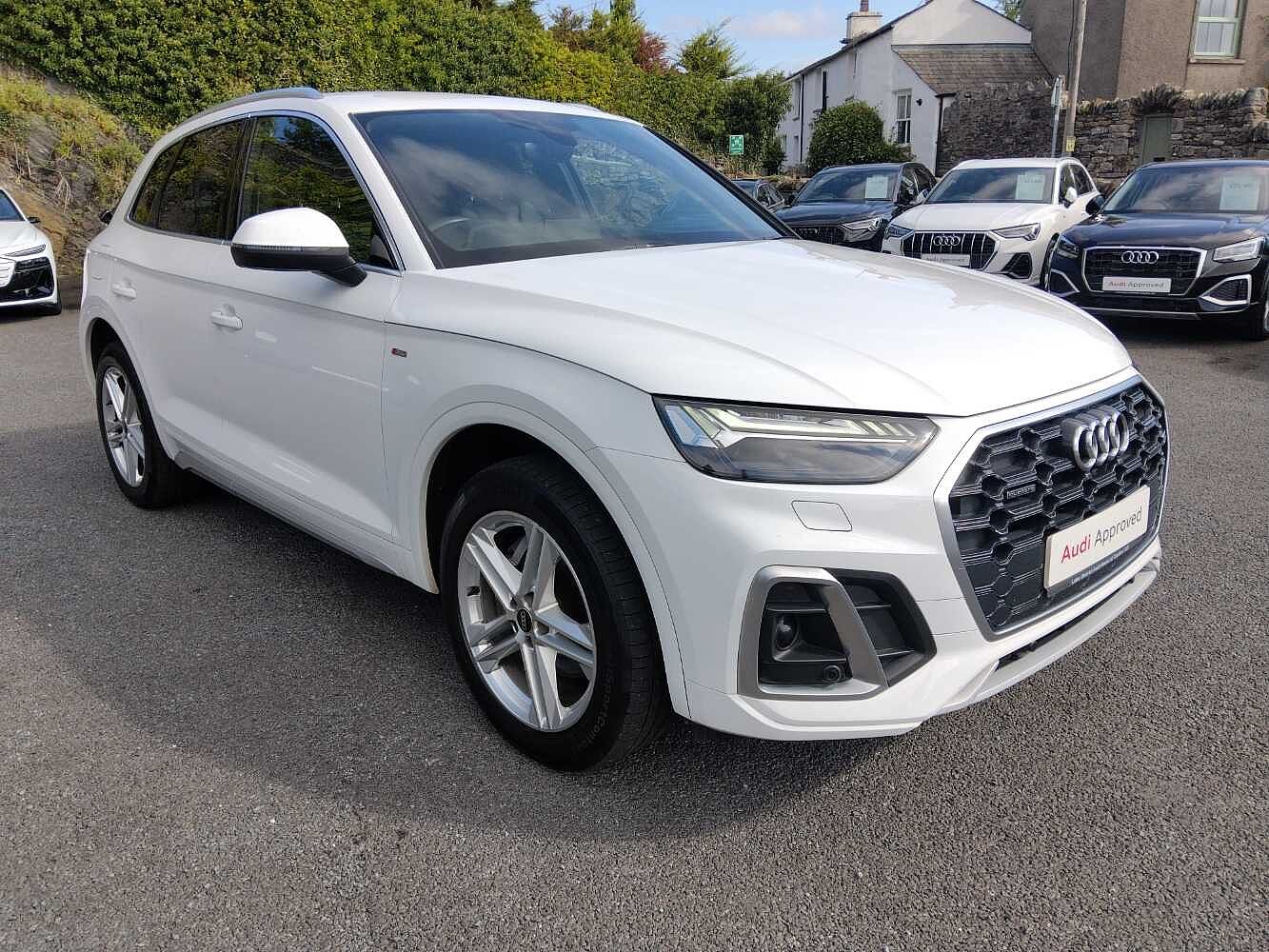 Main listing image - Audi Q5