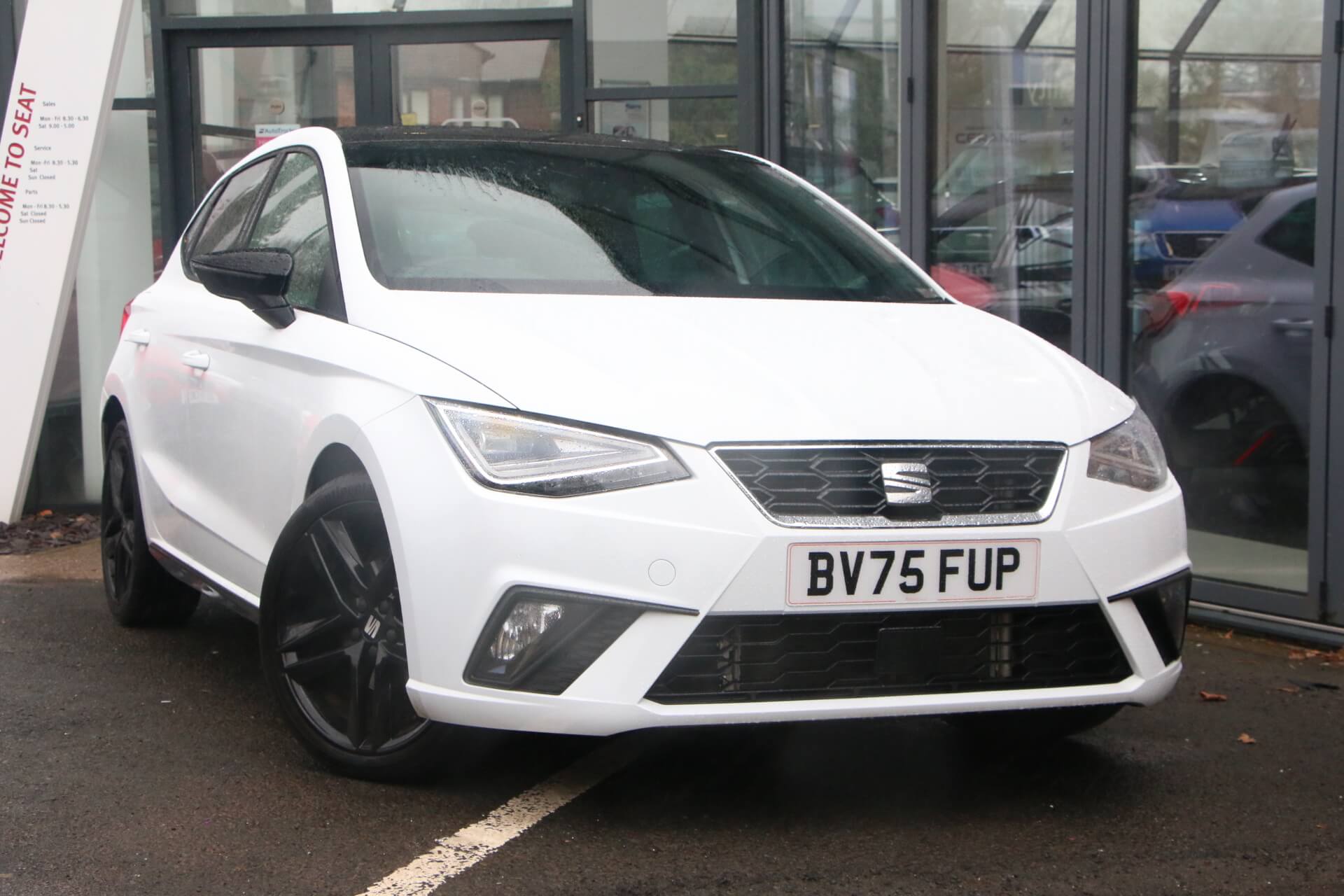 Main listing image - SEAT Ibiza