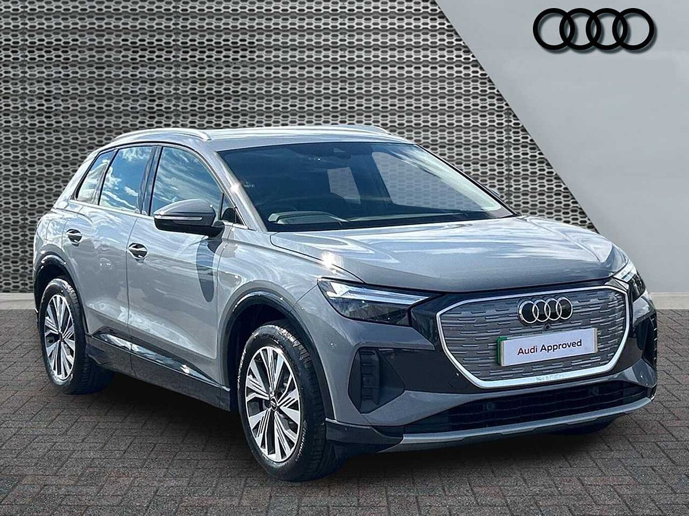 Main listing image - Audi Q4