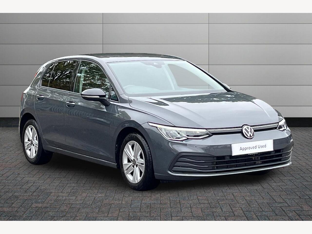 Main listing image - Volkswagen Golf