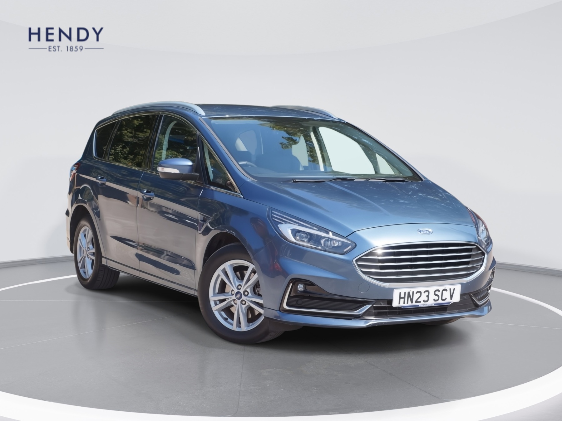 Main listing image - Ford S-MAX