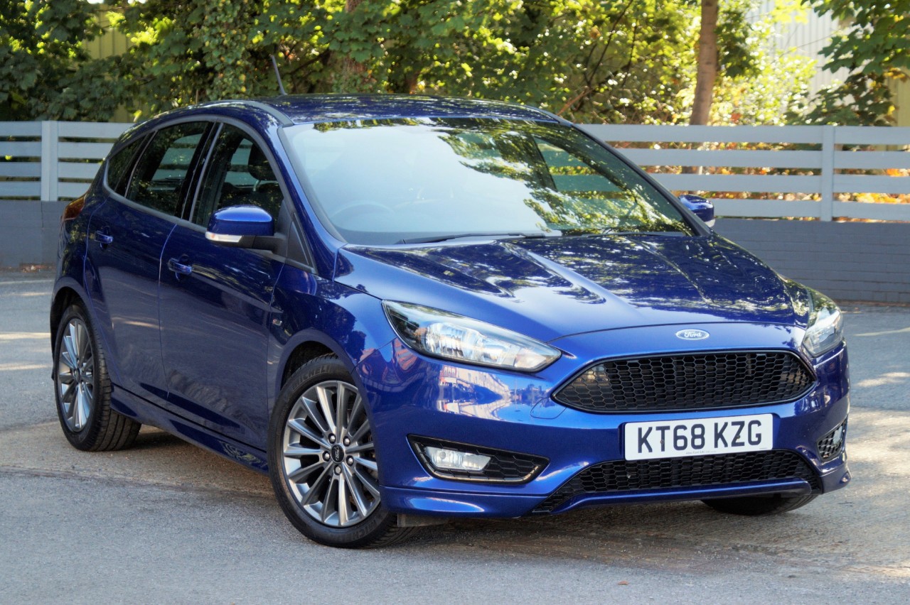 Main listing image - Ford Focus