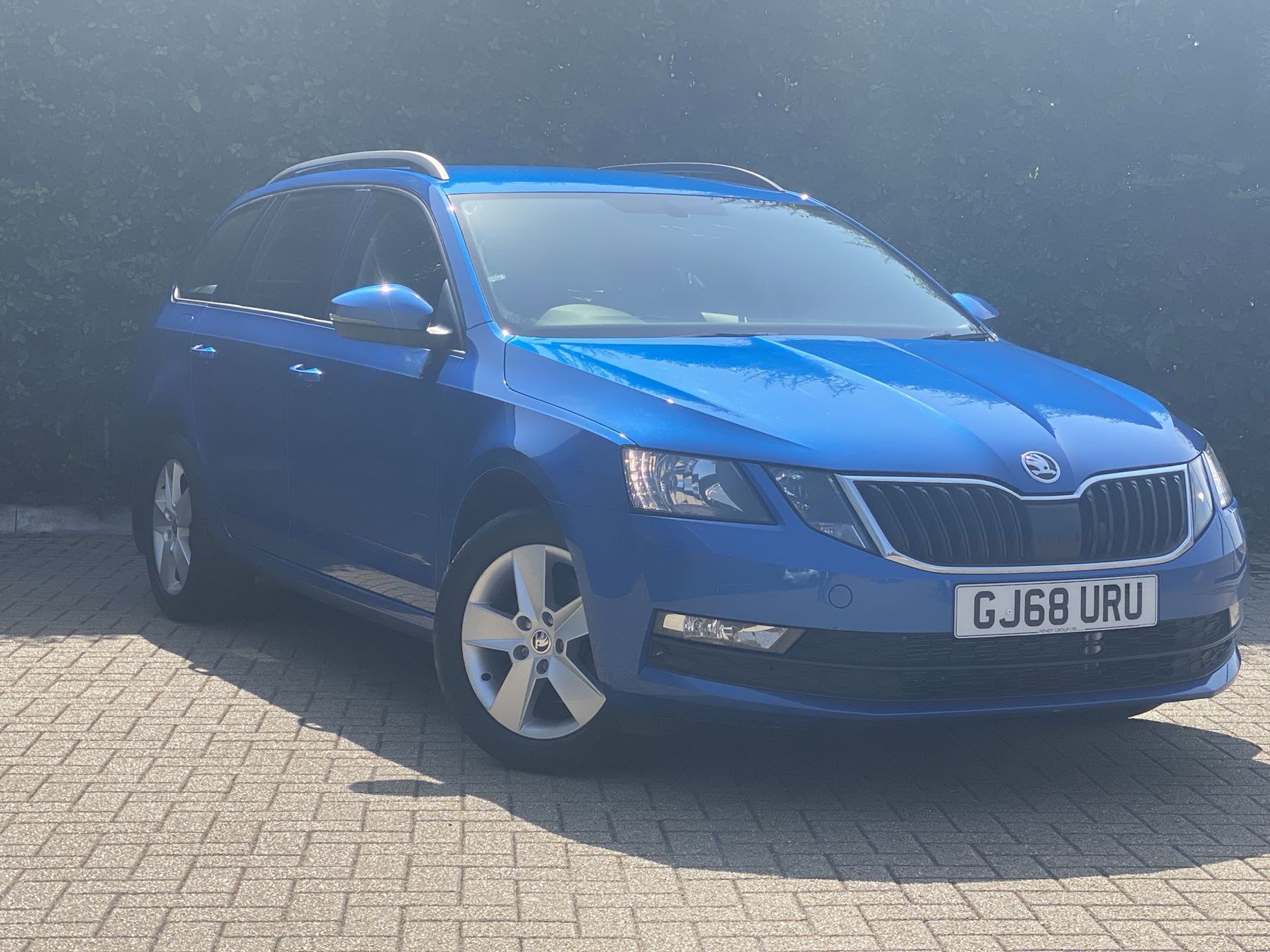 Main listing image - Skoda Octavia Estate