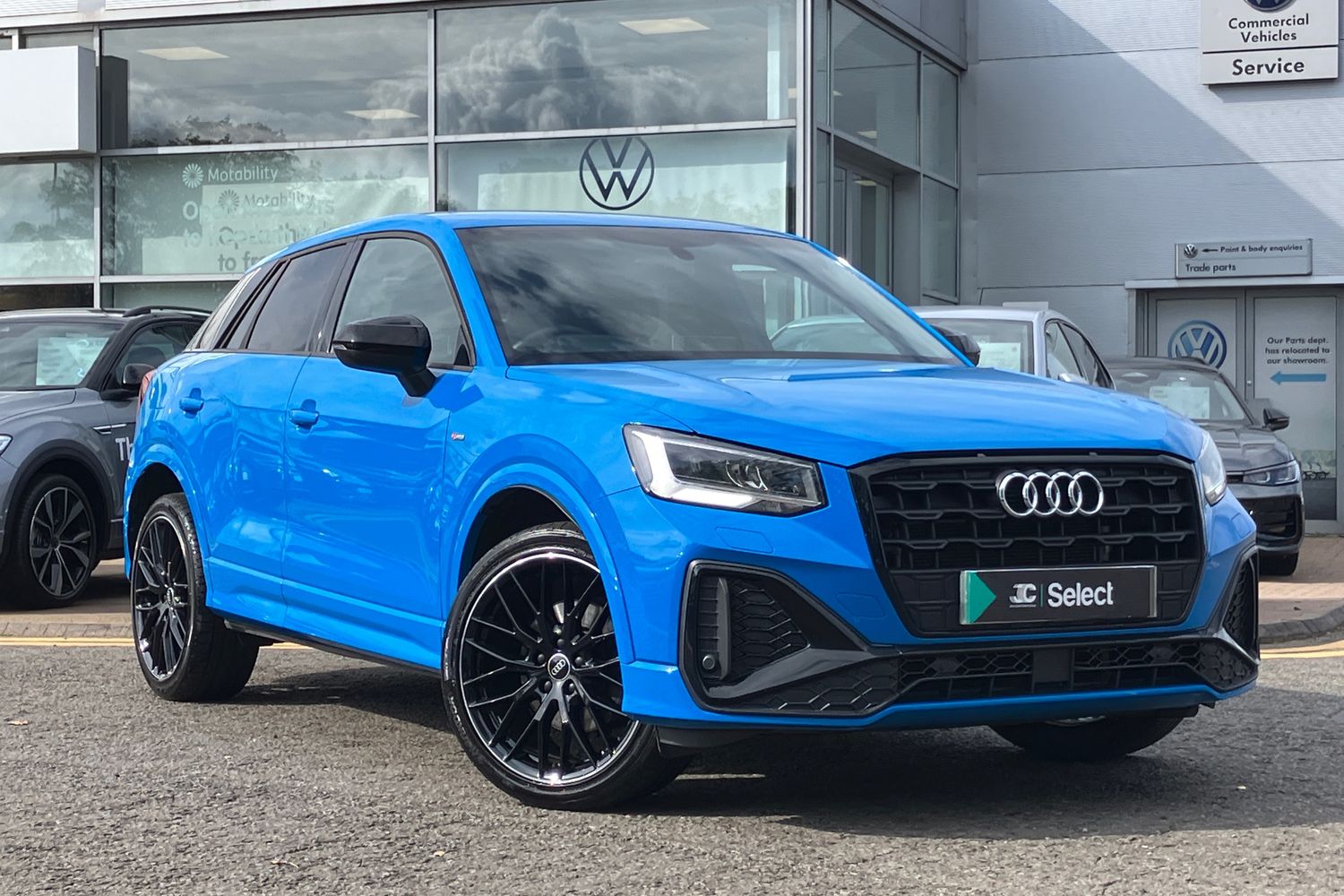 Main listing image - Audi Q2