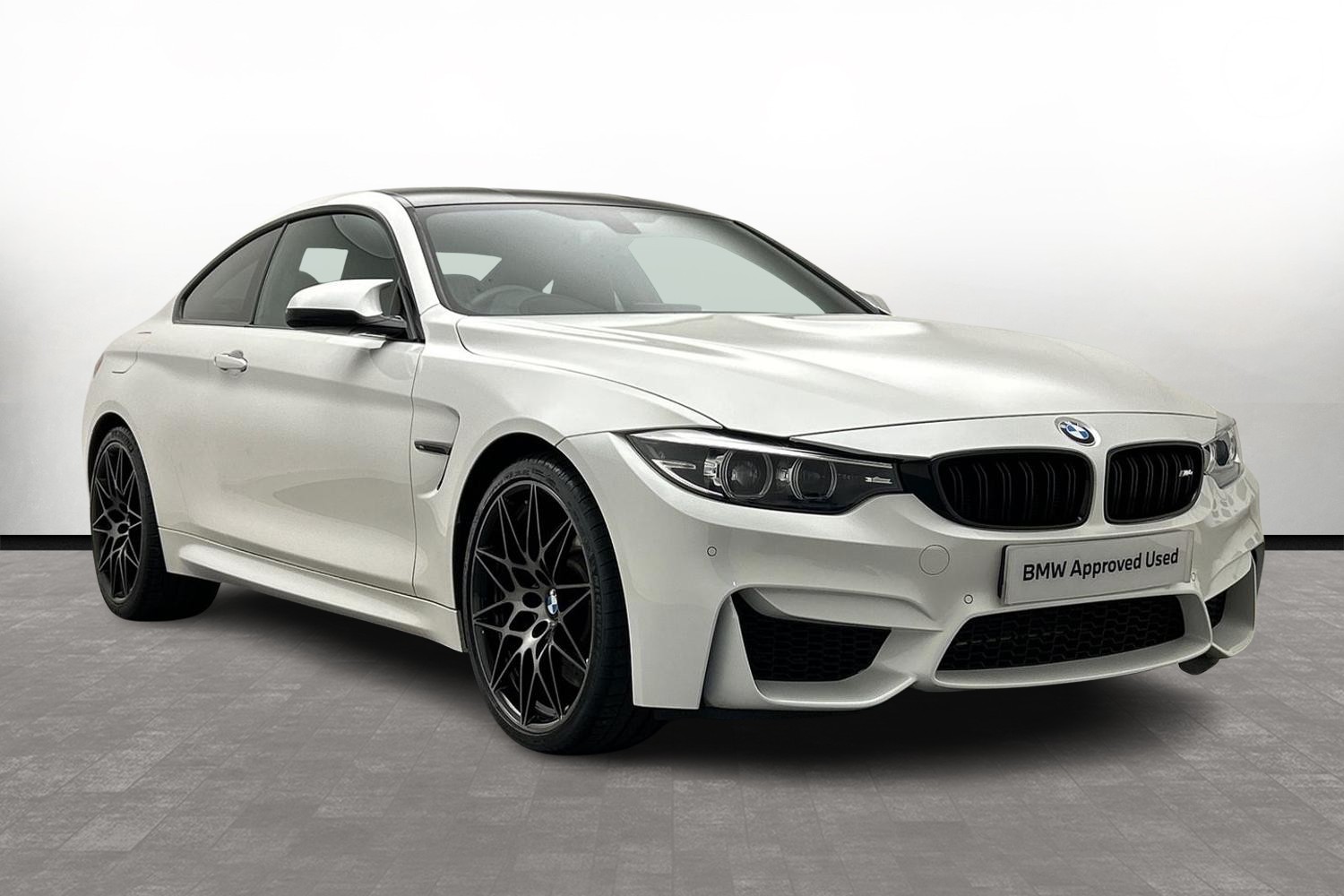 Main listing image - BMW M4