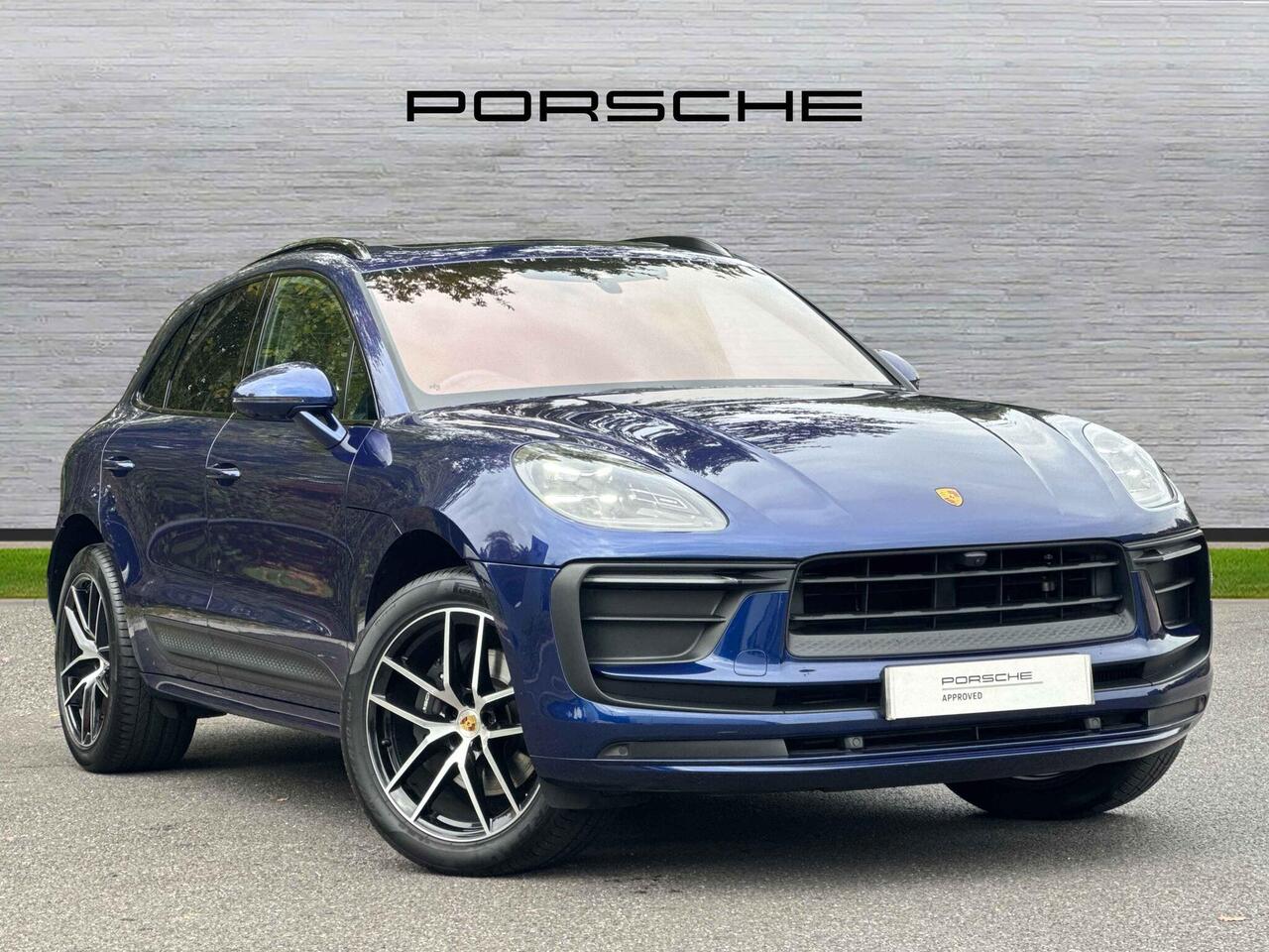 Main listing image - Porsche Macan