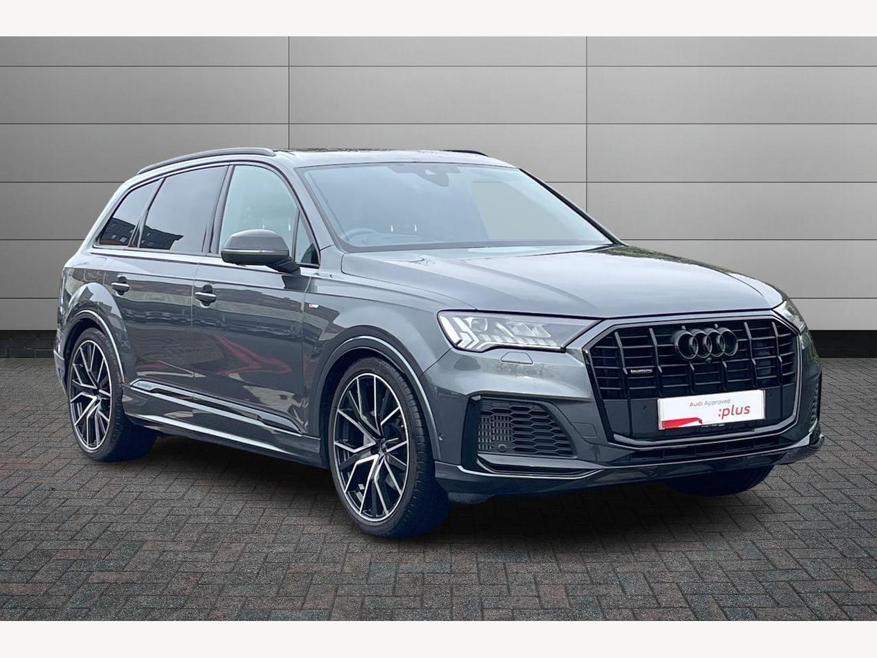 Main listing image - Audi Q7