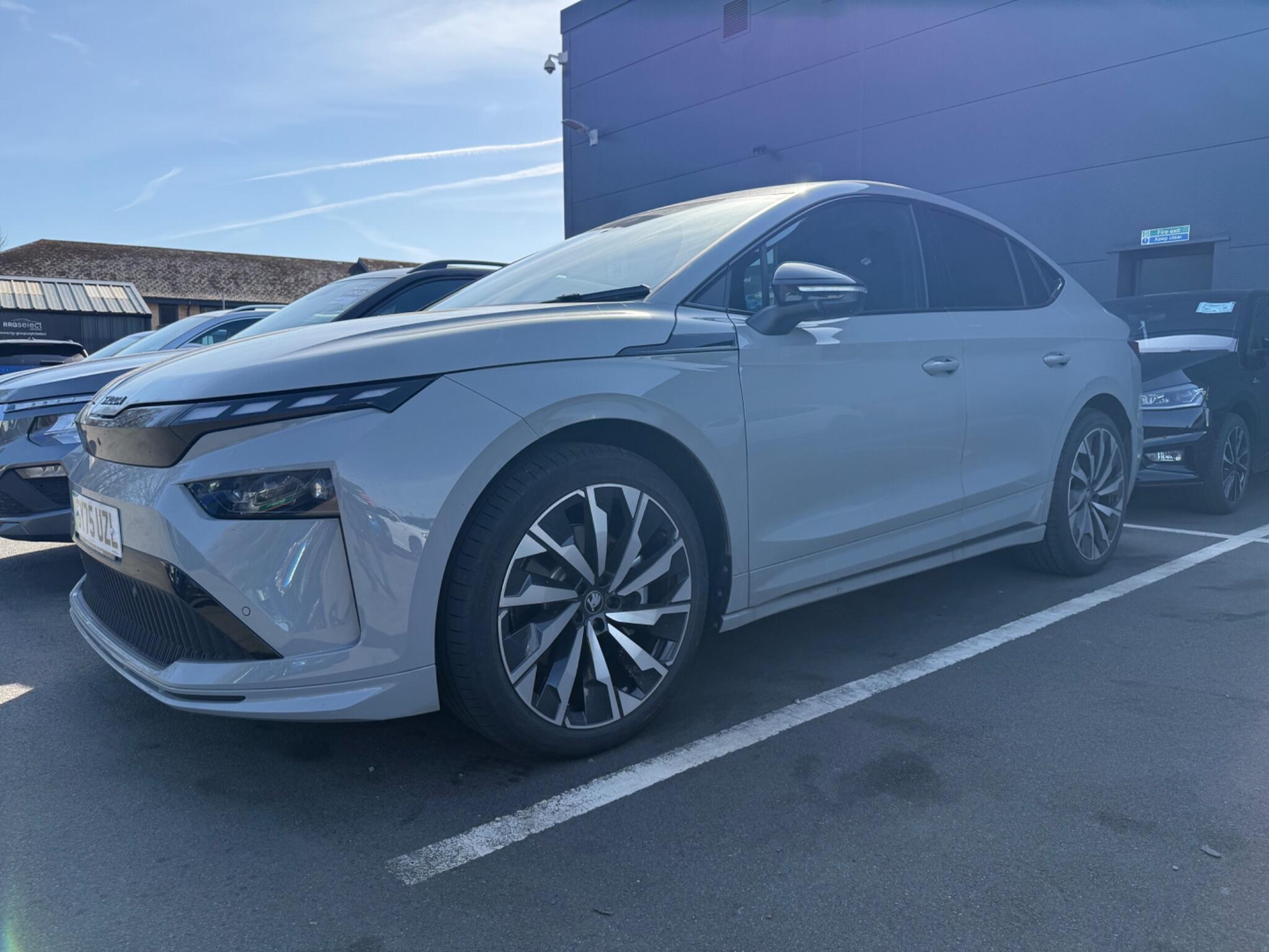 Main listing image - Skoda Enyaq