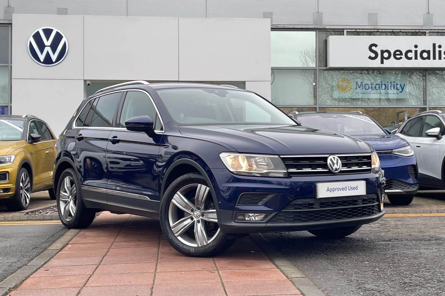 Main listing image - Volkswagen Tiguan