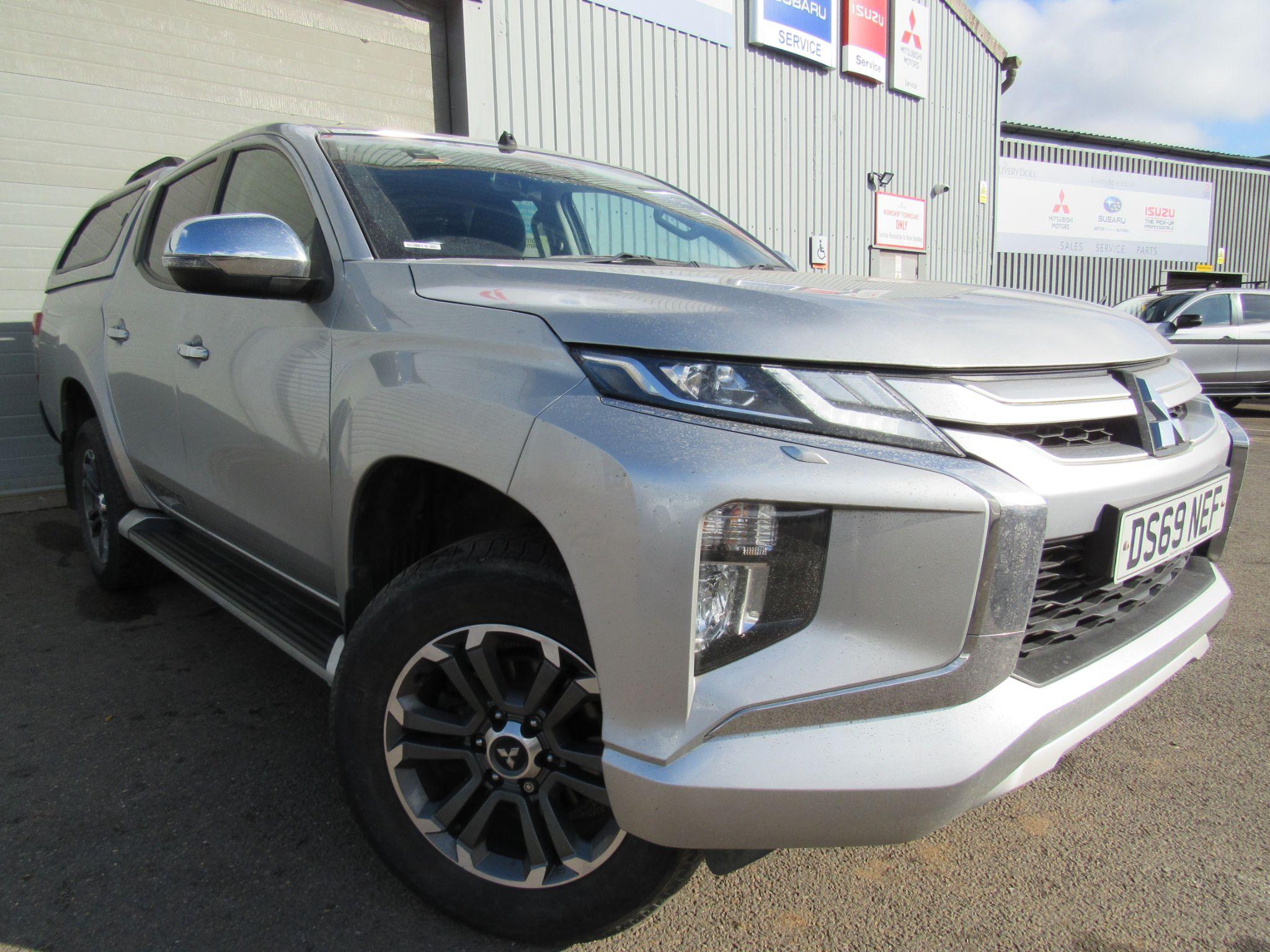 Main listing image - Mitsubishi L200