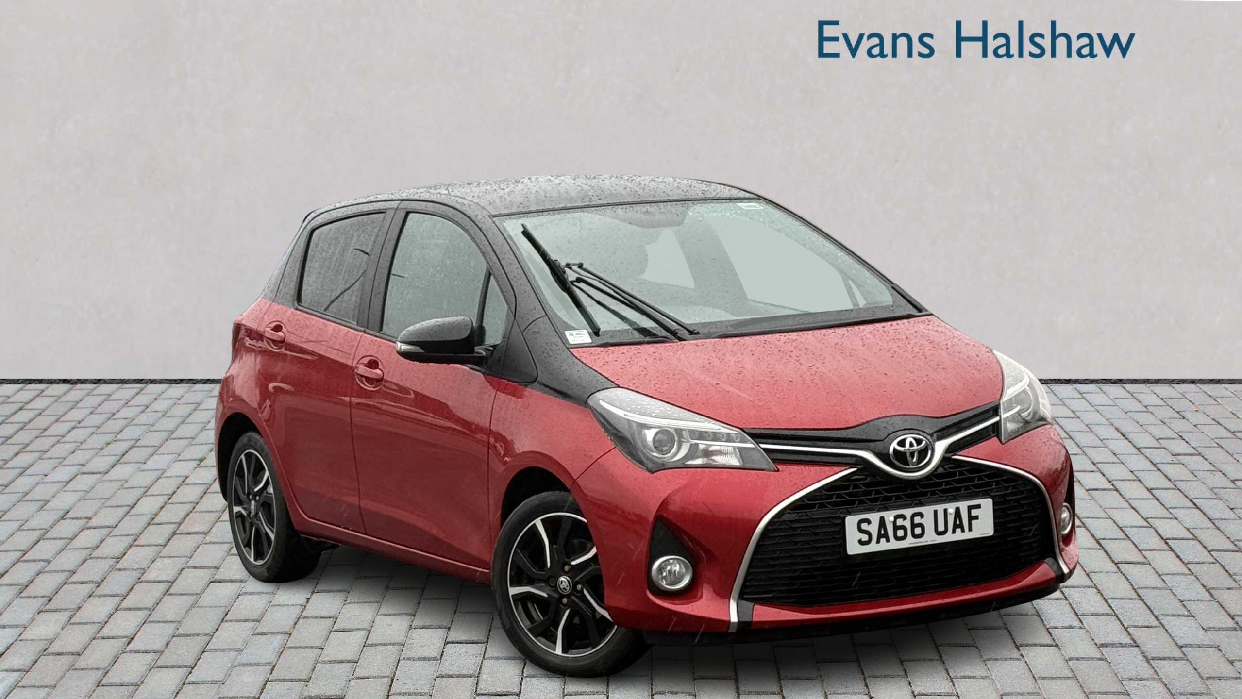 Main listing image - Toyota Yaris