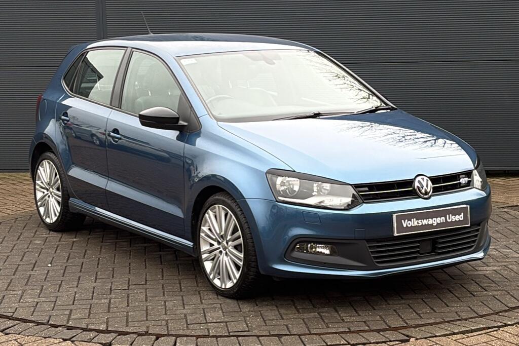 Main listing image - Volkswagen Polo
