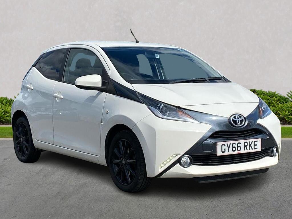 Main listing image - Toyota Aygo