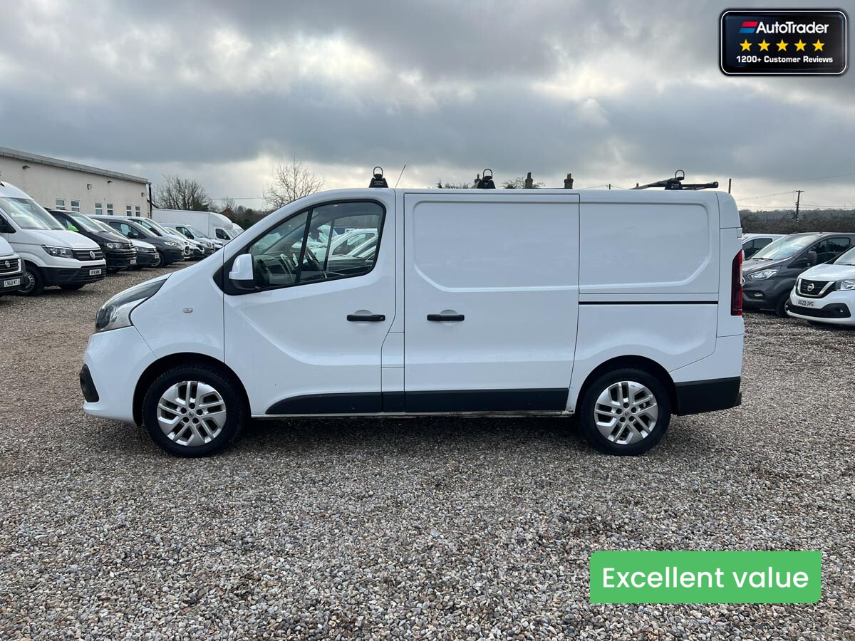 Main listing image - Renault Trafic