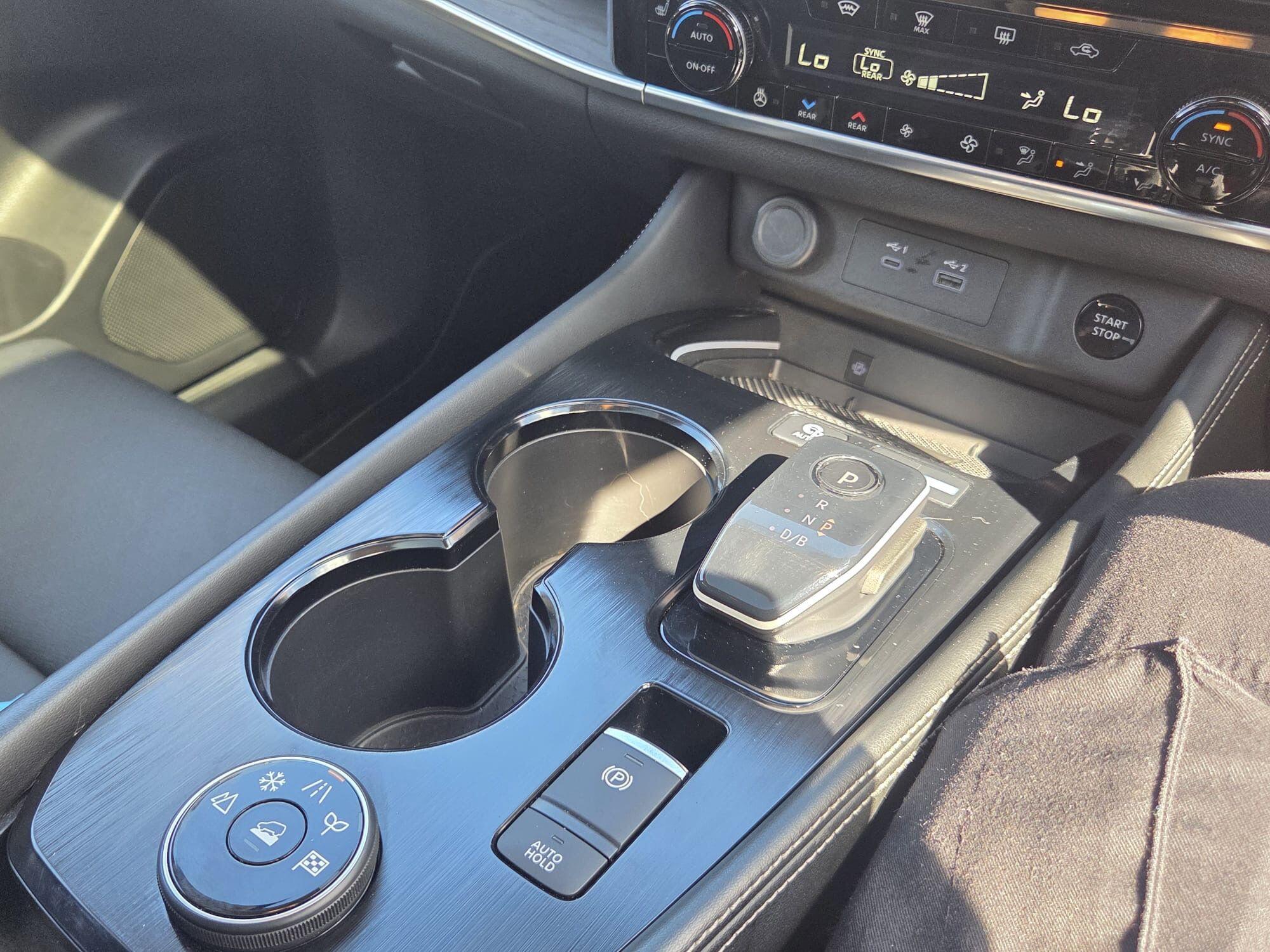 Main listing image - Nissan X-Trail
