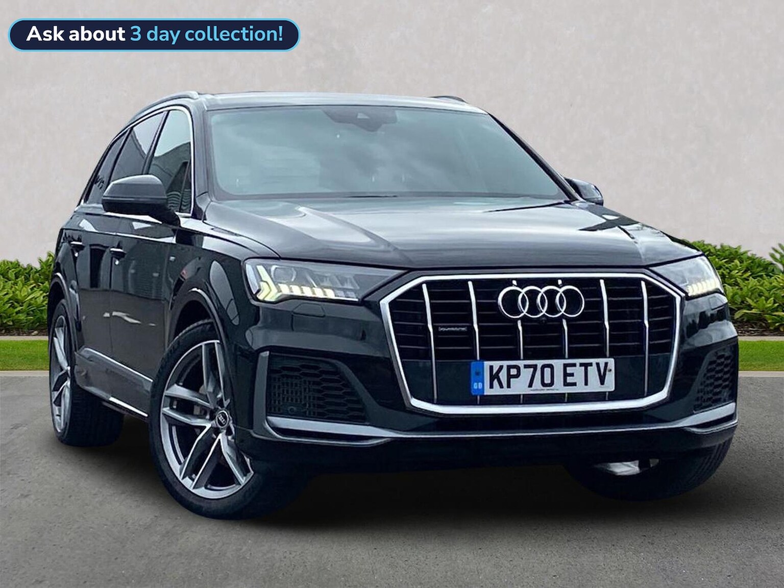 Main listing image - Audi Q7