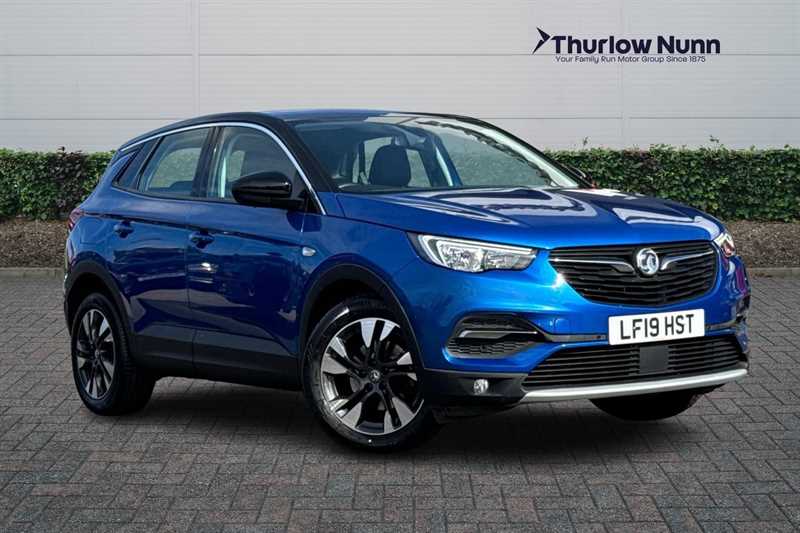 Main listing image - Vauxhall Grandland X