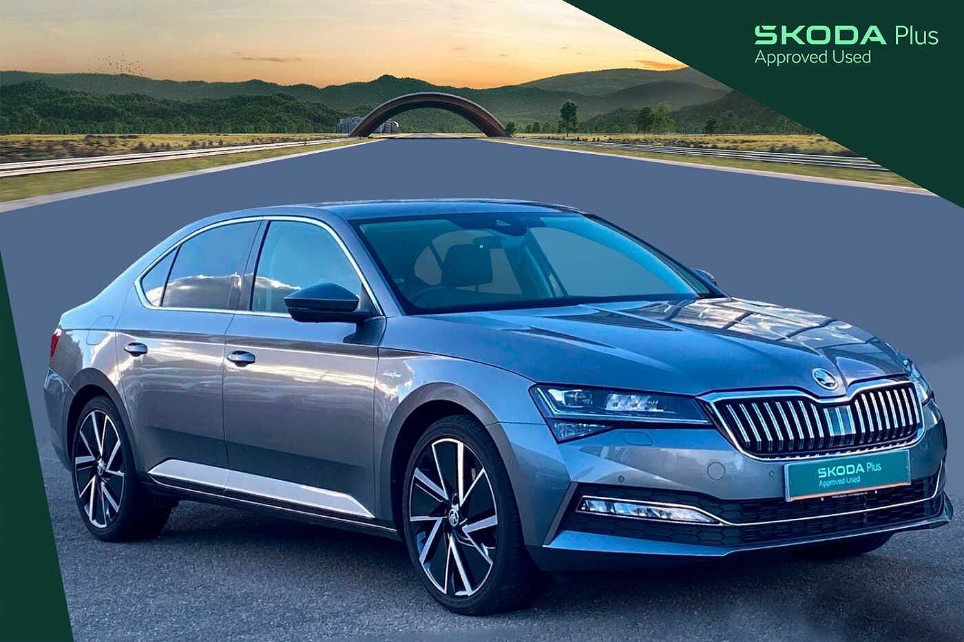 Main listing image - Skoda Superb