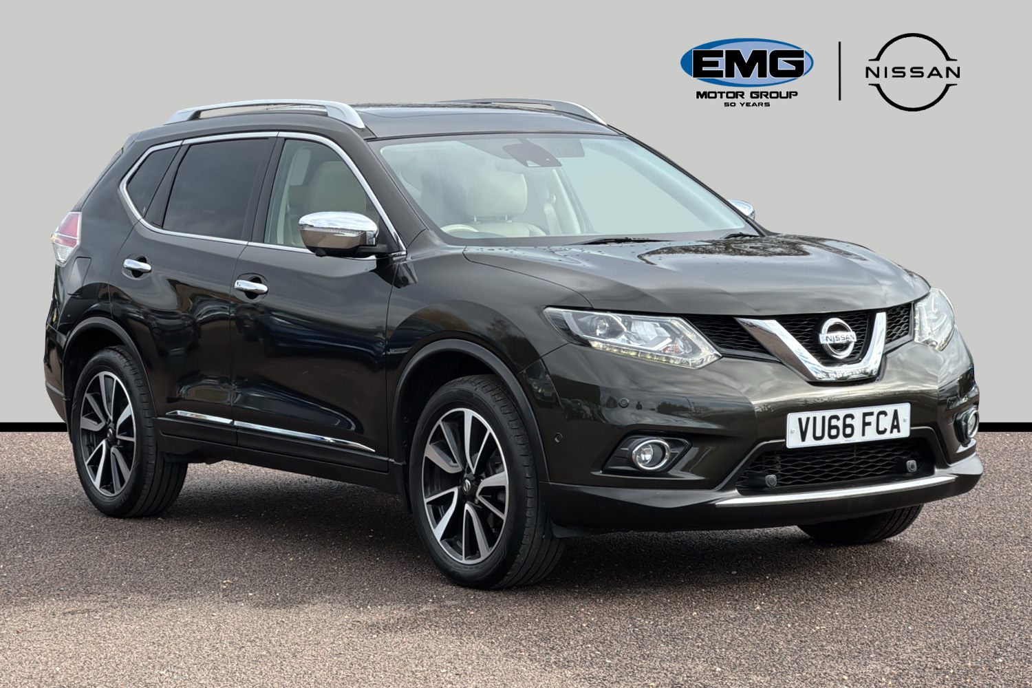 Main listing image - Nissan X-Trail