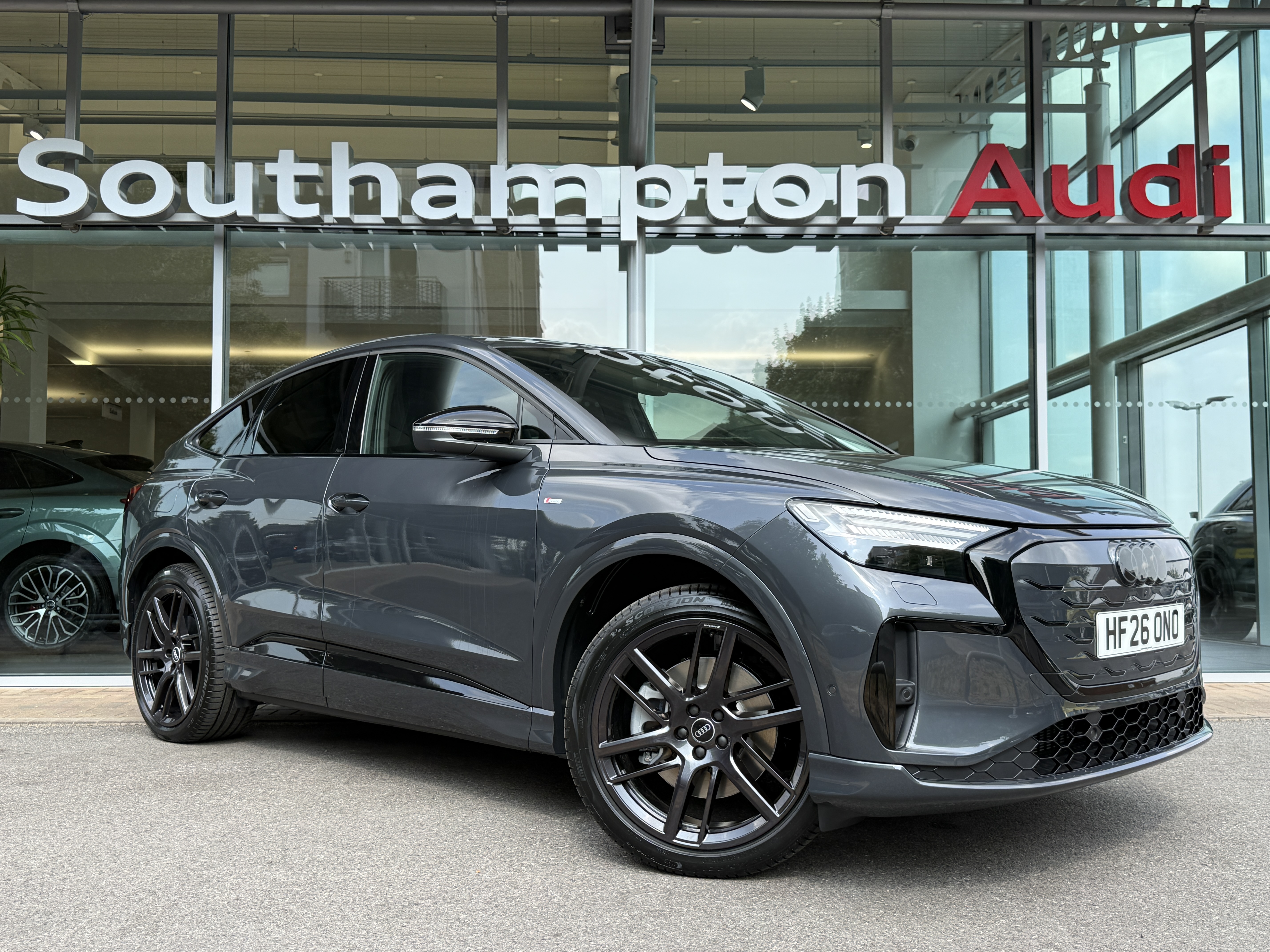 Main listing image - Audi Q4