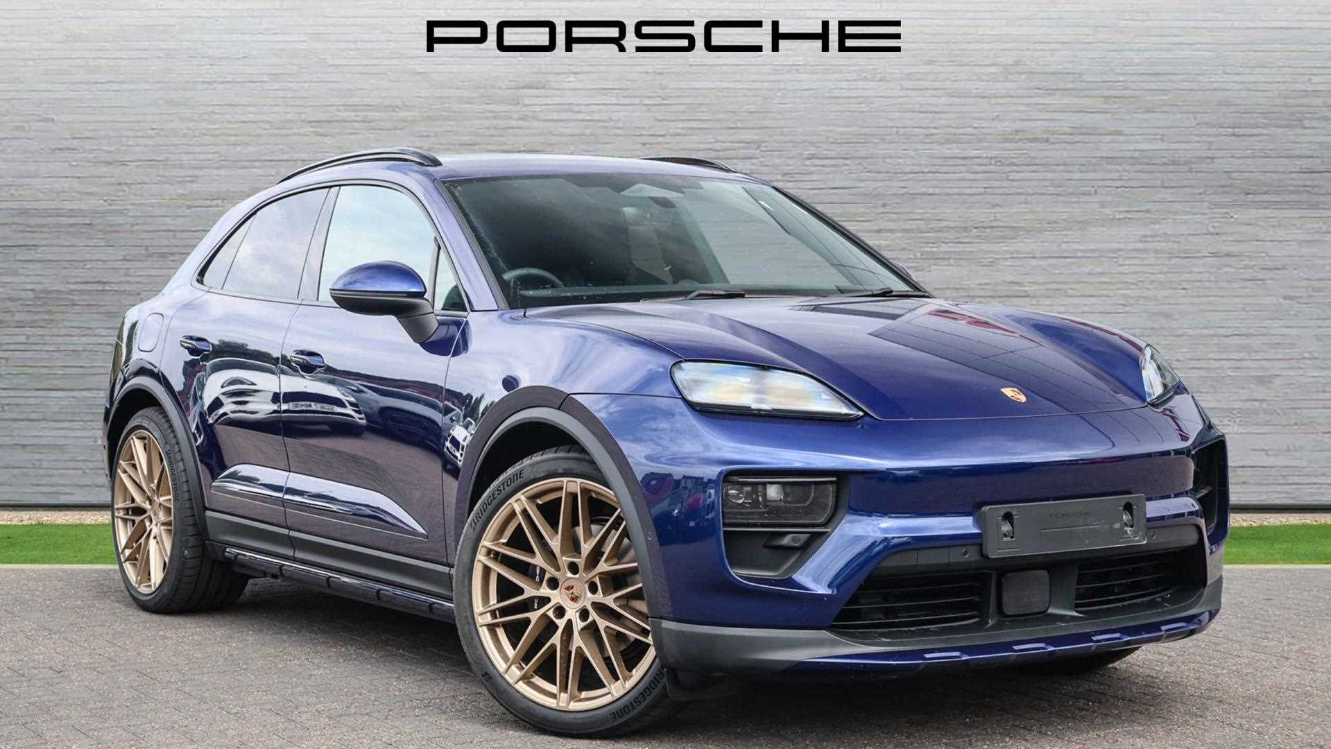 Main listing image - Porsche Macan