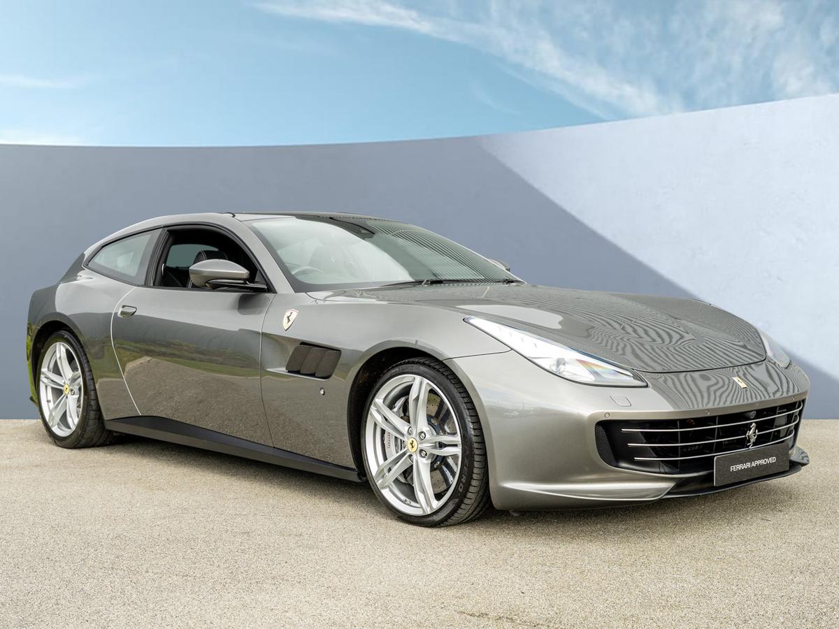 Main listing image - Ferrari GTC4 Lusso