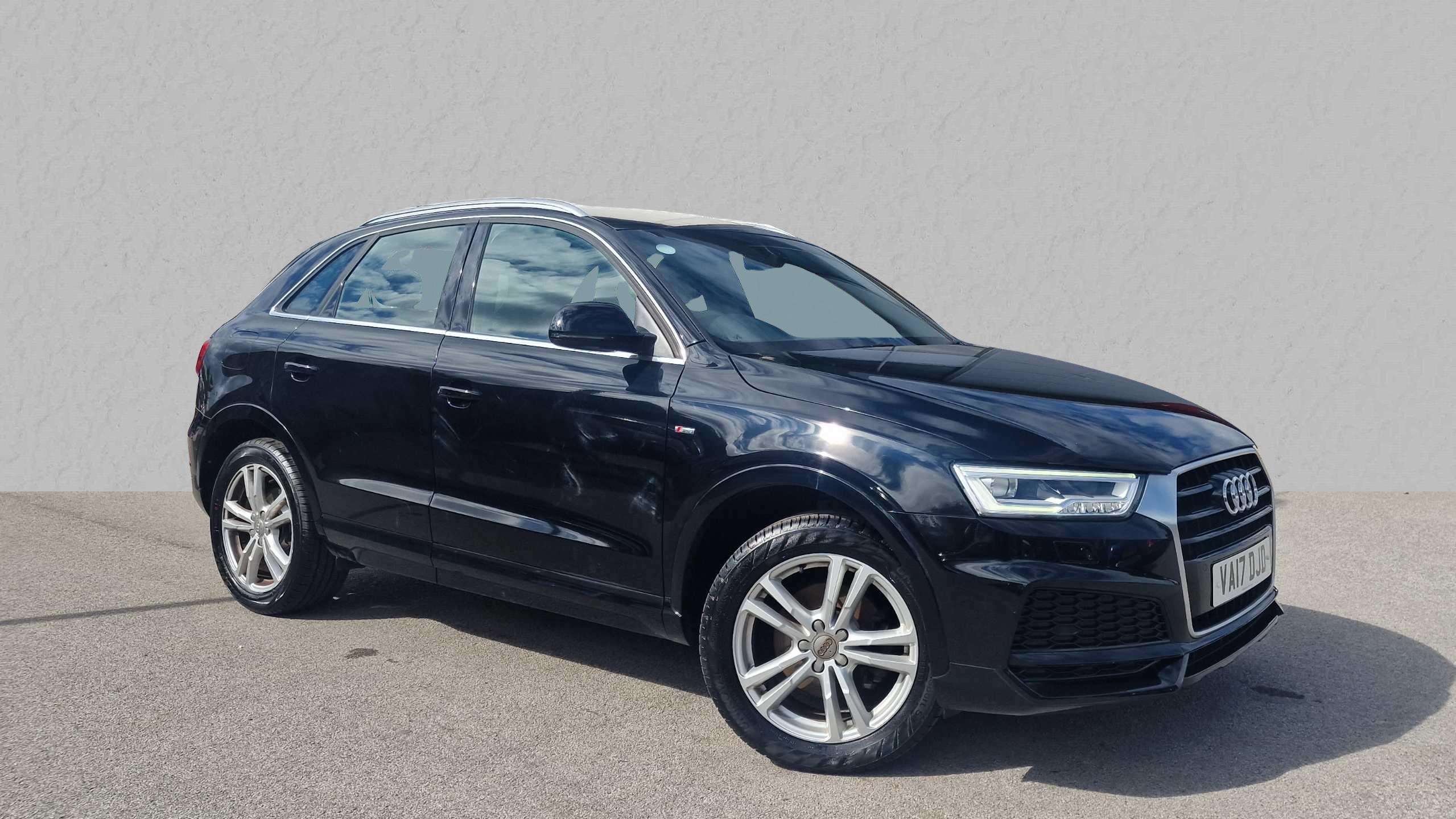 Main listing image - Audi Q3