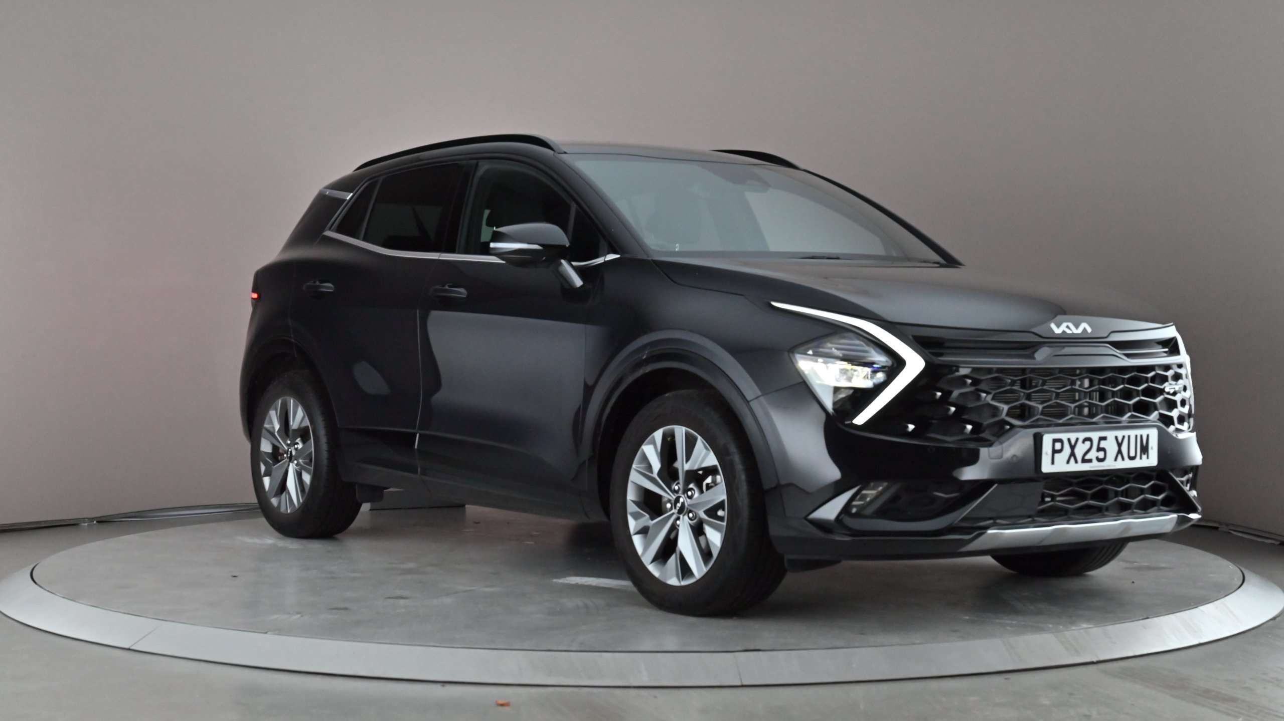 Main listing image - Kia Sportage