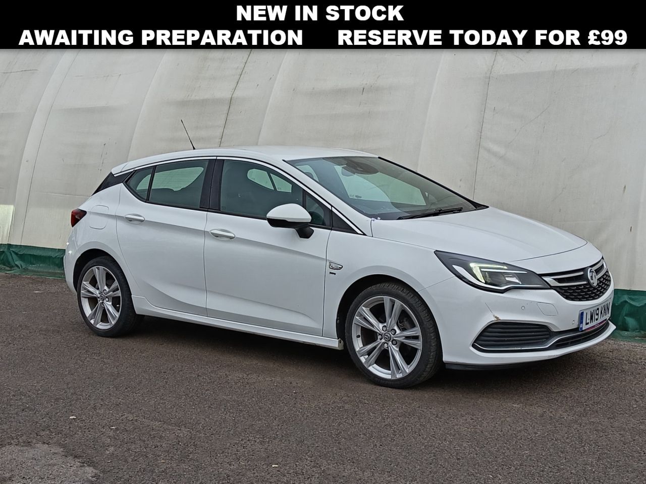 Main listing image - Vauxhall Astra