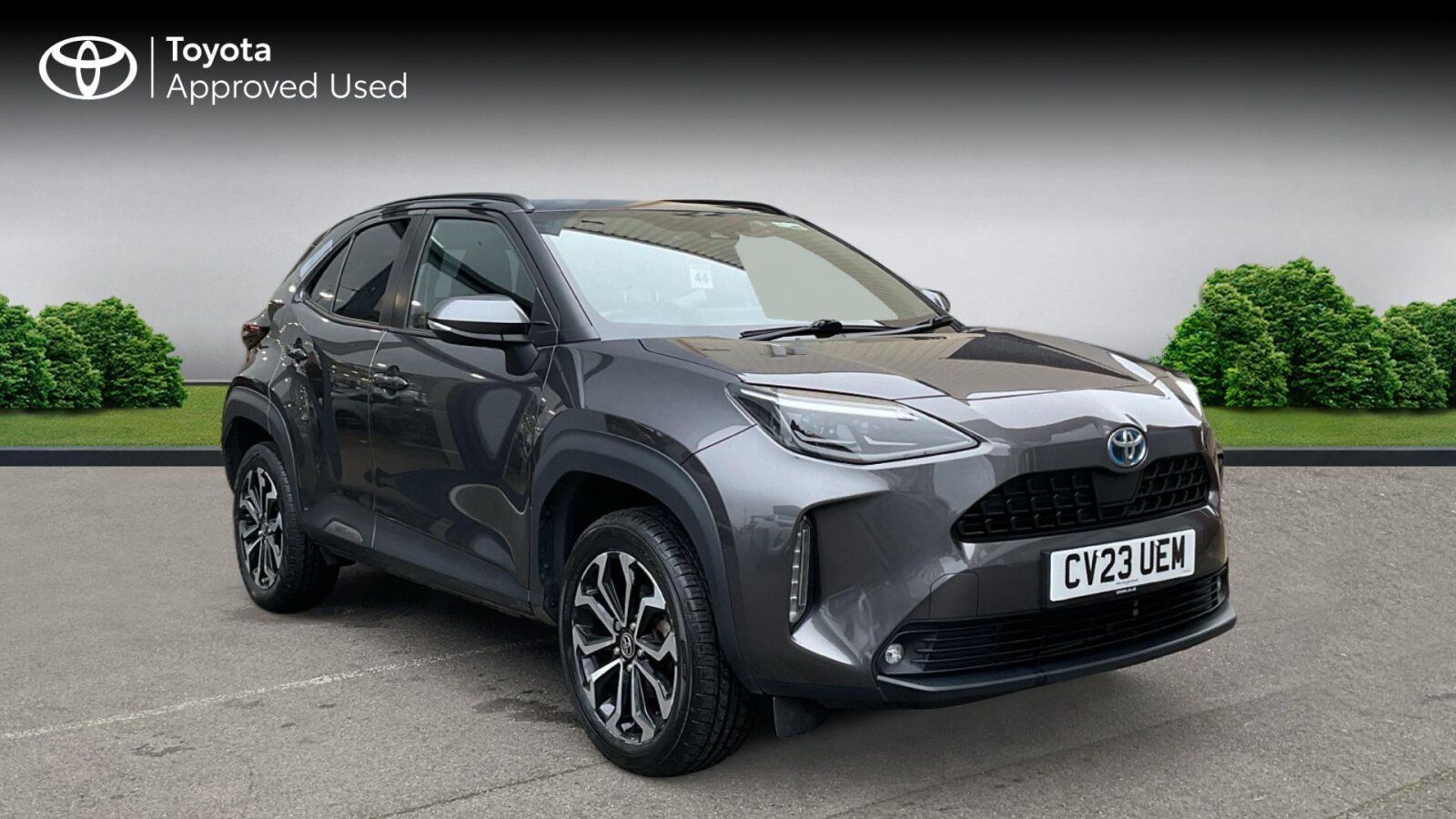 Main listing image - Toyota Yaris Cross